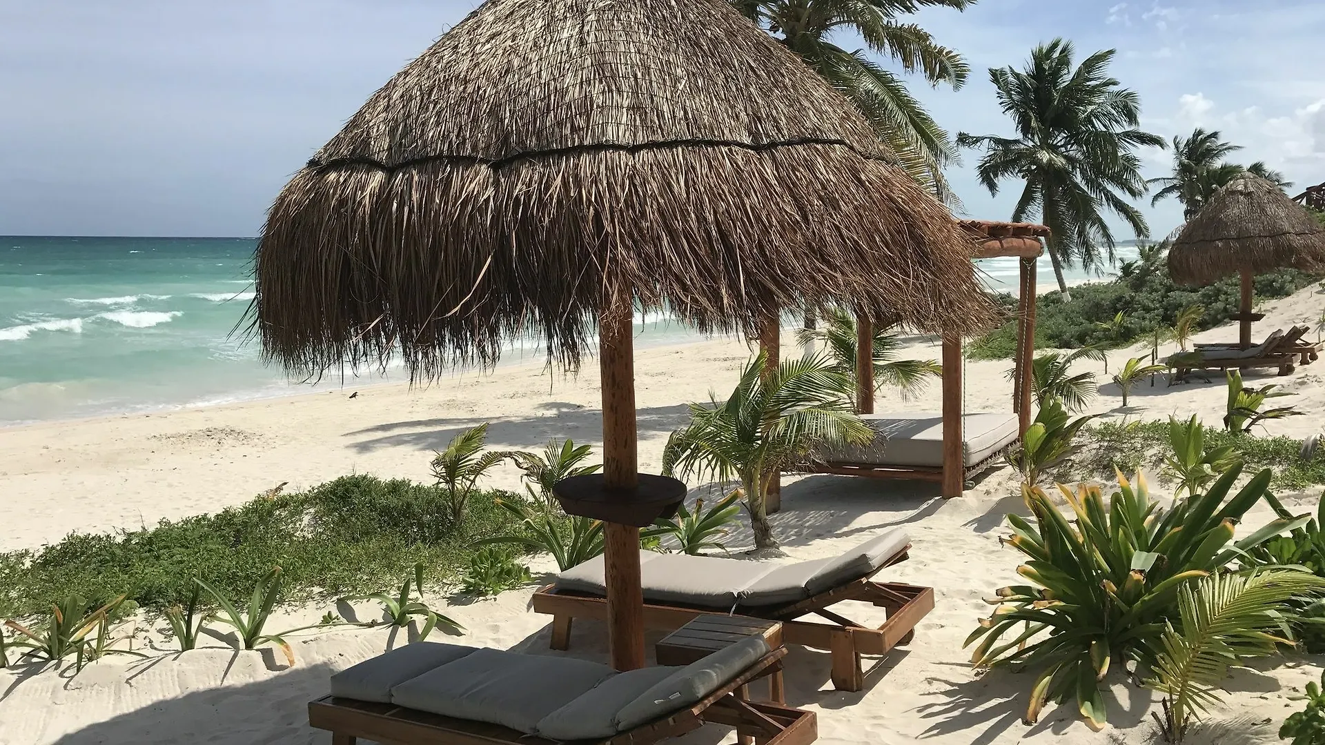 Playaakun Luxury Beach Retreat- Tulum Apartment