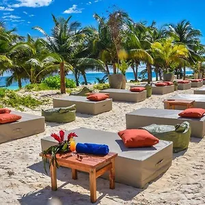 Hotel Mia Tulum Beachfront Resort - Ocean View Suites And Beach Club, Tulum